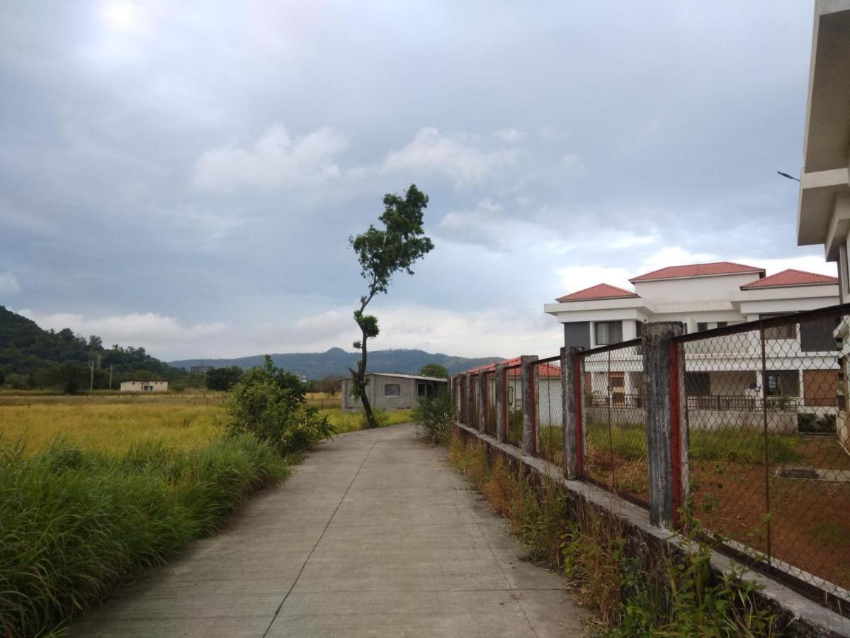 Parishreya Holiday Home Lonavala Bagian luar foto